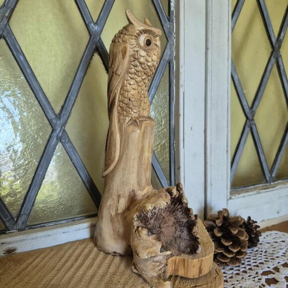 Vintage Owl Wood Sculpture - Unique Folk Art Peice! - Picture 9 of 11